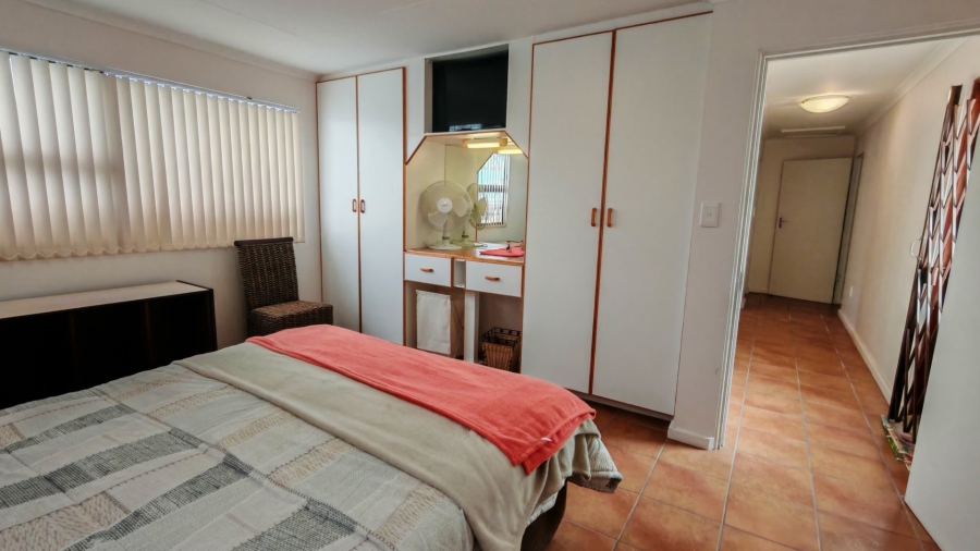 5 Bedroom Property for Sale in Twee Kuilen Western Cape